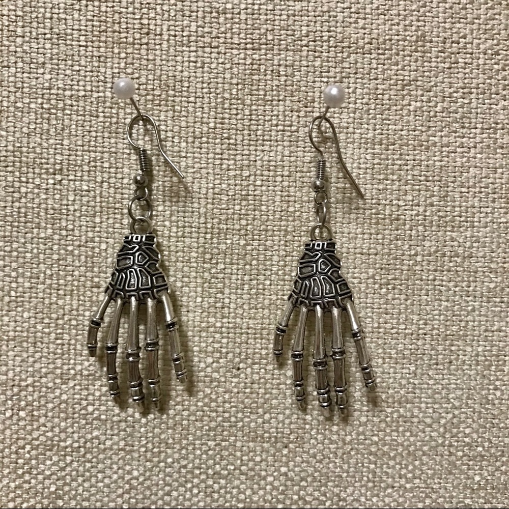 Skeleton Hands Earrings